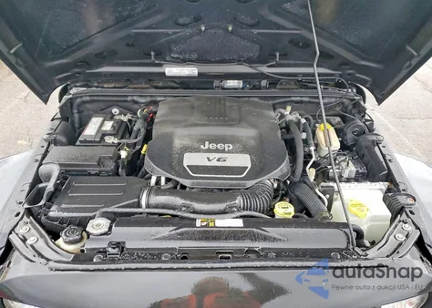 2016 Jeep Wrangler Unlimited Sport z USA, uszkodzony, nr VIN 1C4BJWDG2GL114834